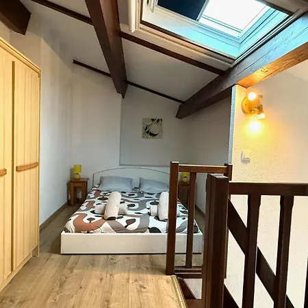 Vue Et Front De Avec Terrasse Apartamento *